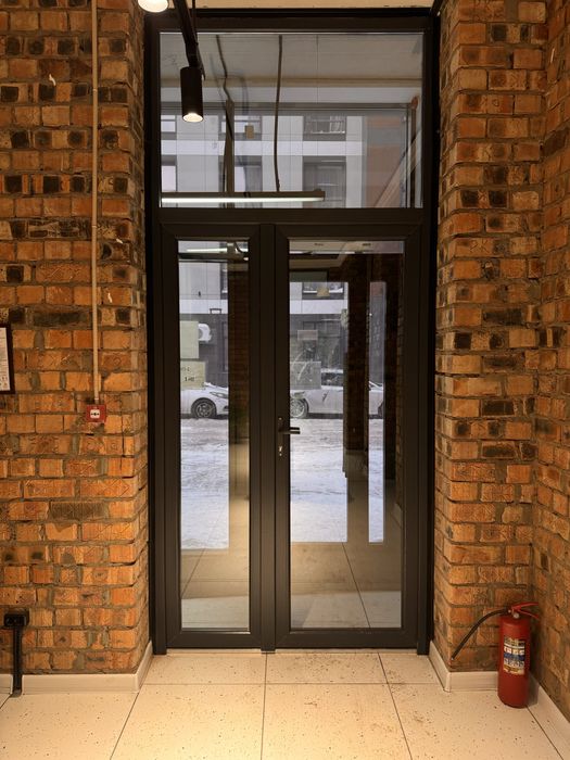 Пластиковые окна двери перегородки