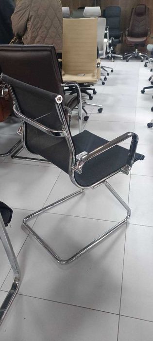 Кресло для офиса и дома - GRID visitor