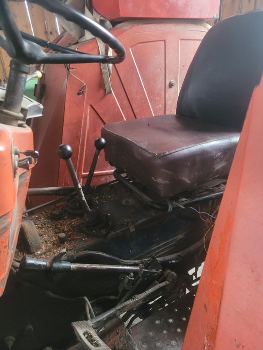 Vând tractor și utilaje!!!