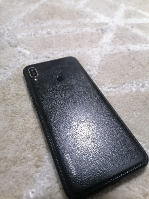 Продам телефон в отличном состоянии.