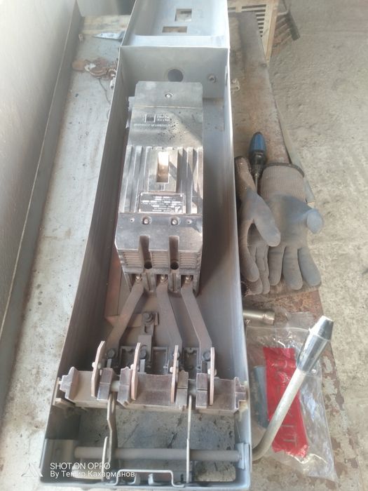 Рубильник с автоматом на 125А. Шкивы, Звезда на оборудование, Эл. двиг