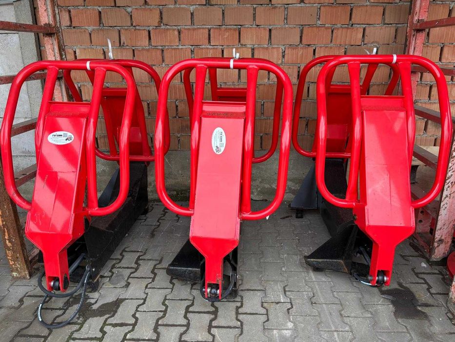 Cleste hidraulic pentru baloti