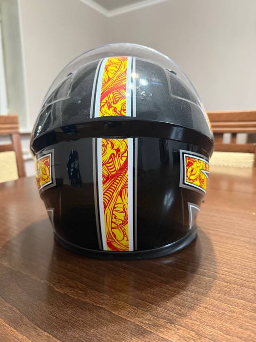 продам мотоциклетный шлем