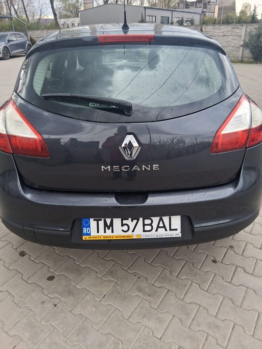 Vând Renault Megane 1.6 benzină