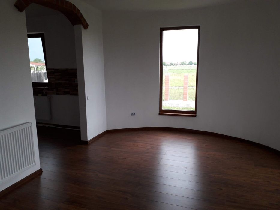 Inchiriez casa la intrare in Prejmer