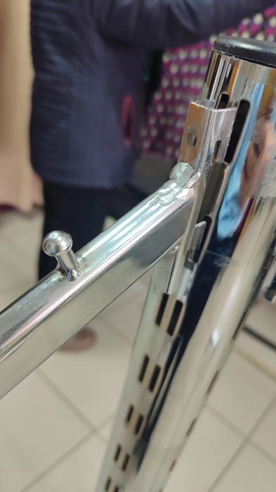 Вешалка напольная