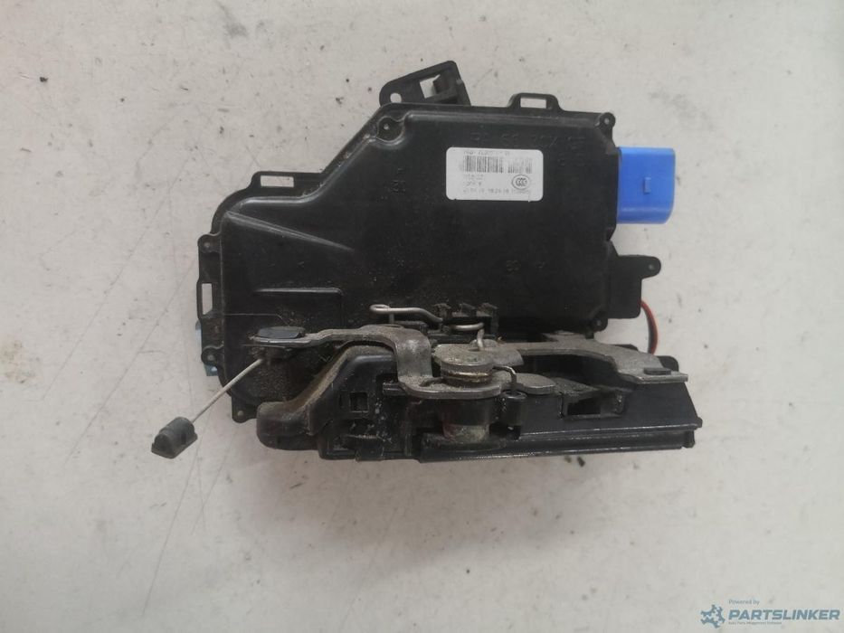 Broasca Dreapta Spate Volkswagen Passat (3B3) [ 2000 - 2005 ] Oem 7L083001D