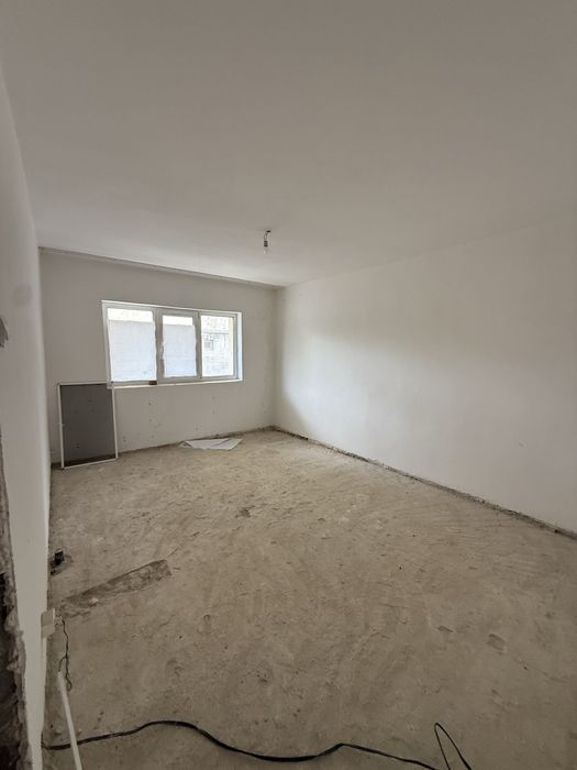Apartament pater 107 mp