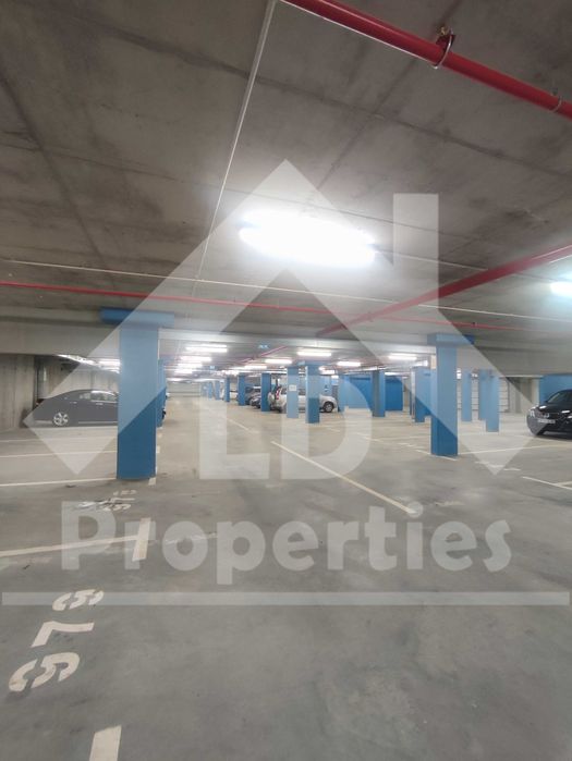 Дава се под наем Гараж / Паркомясто в Варна, Победа - 13 кв.м за 76.5 € - Снимка #2