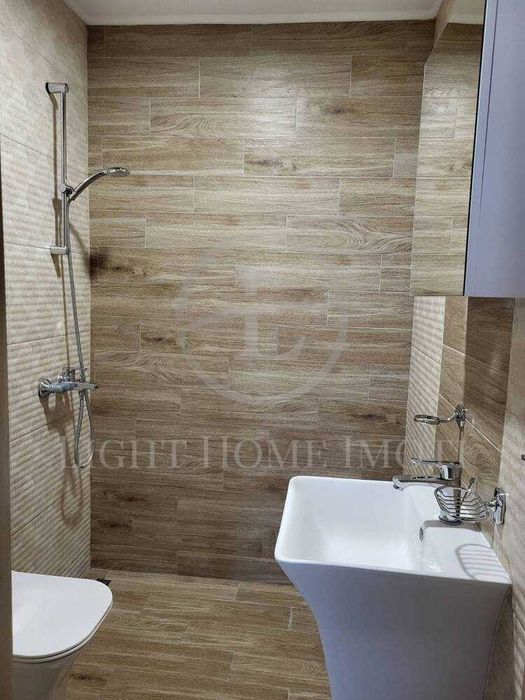 Продава се Четиристаен апартамент в Пловдив, Тракия - 157 кв.м за 1529 €/кв.м - Снимка #7