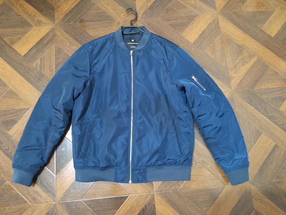 Vând geacă primăvară/ toamnă