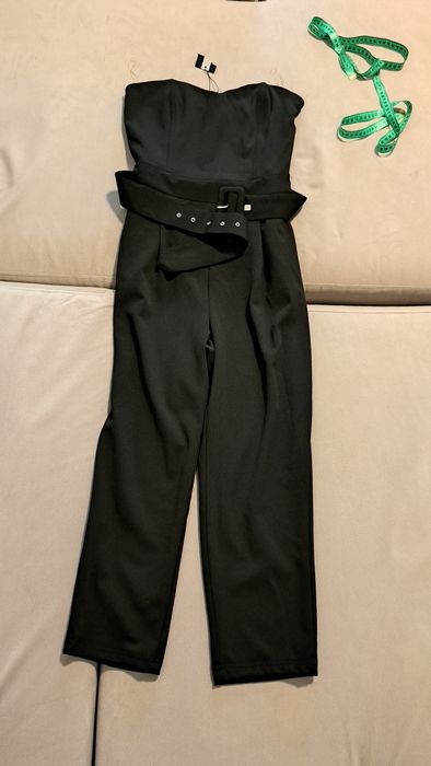 Salopeta neagra Amisu, noua cu eticheta