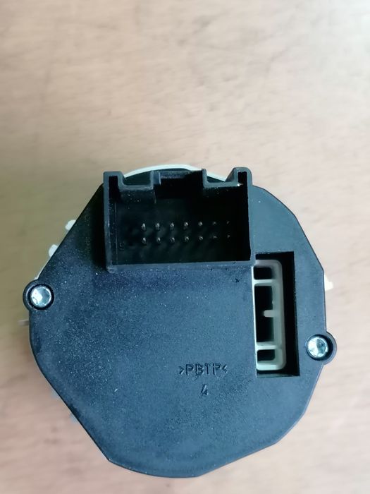 Comutator, buton reglaj diferențial vw touareg 7L, cod 7L6941435R