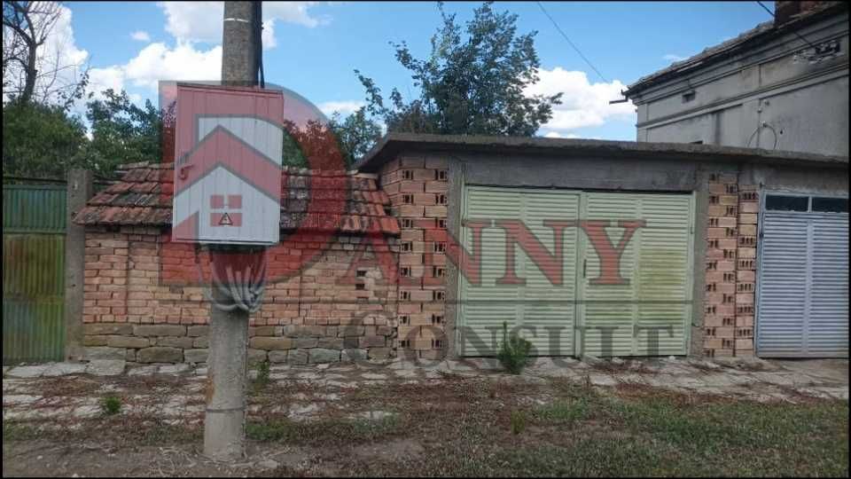 Къща за продажба в с. Кесарево - общ. Стражица
