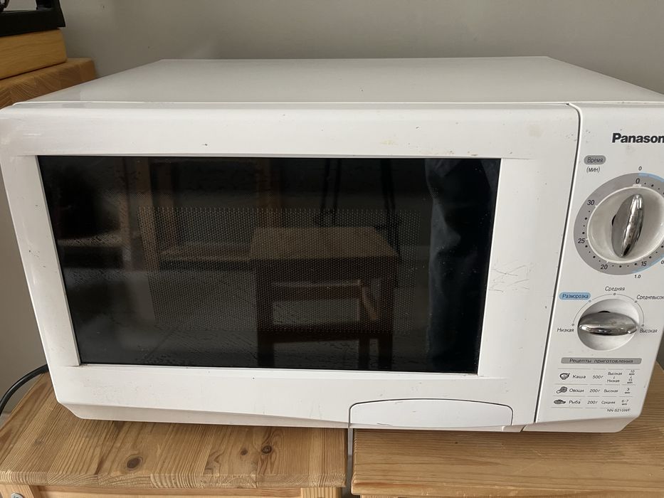 Продам микроволновку Panasonic