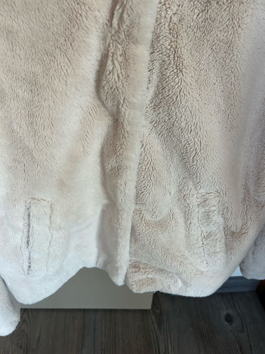 Дамско пухено яке на зара