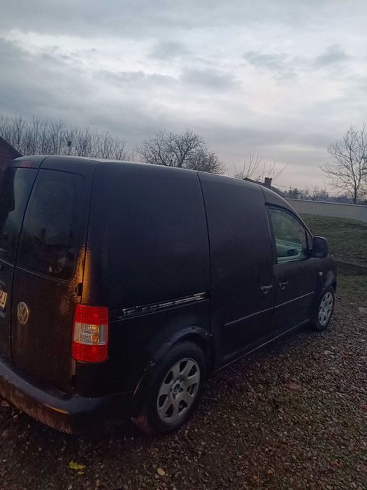VOLKSWAGEN Caddy 2005