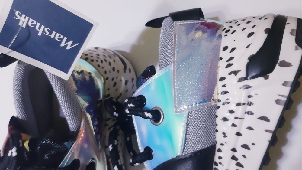 Pantofi sport holografici fete măsura 30-31