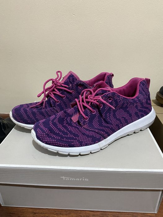 Женские летние кроссовки