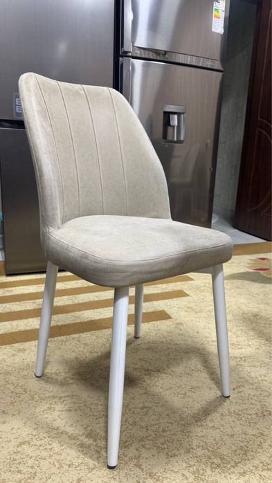 Stul oyogʻi temirli