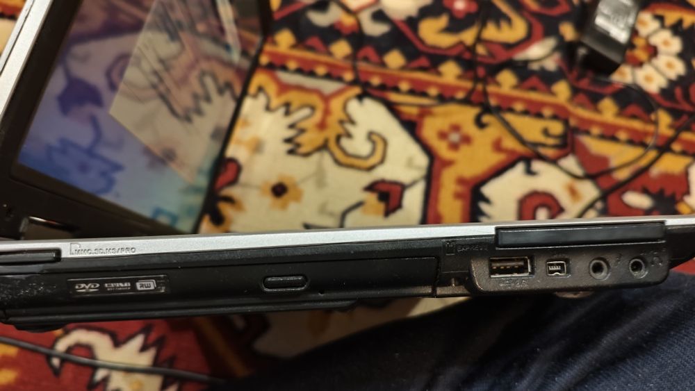 Ноутбук ASUS A8SR