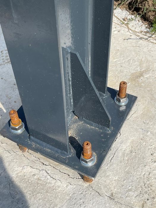 Vindem si distribuim o gama larga de hale sau structuri metalice noi n