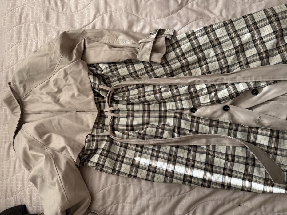 BERSHKA дълъг шлифер/тренчкот