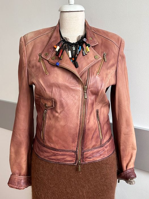 BIBA елегантно кожено дамско яке