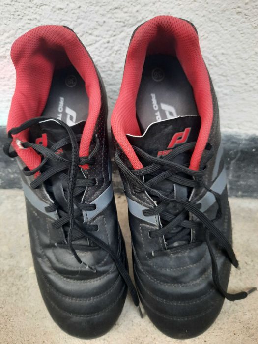 Футболни обувки за момче