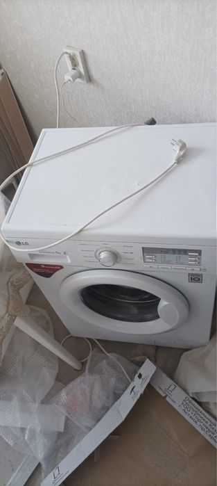 Стиральная машина в идеальном состоянии