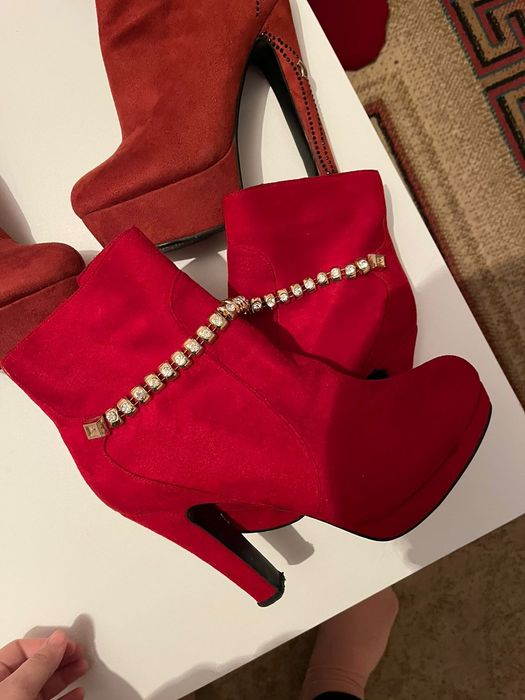 Продаются полусапожки