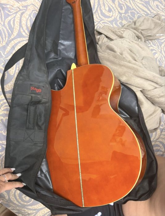 гитара акустическая