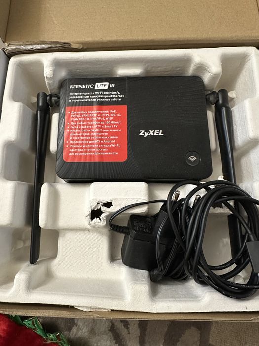 Роутер Zyxel keenetic lite III