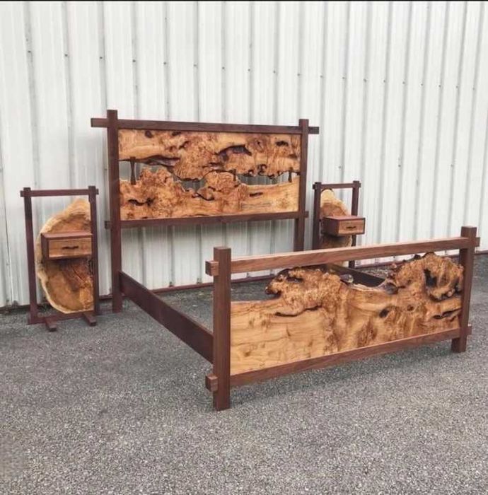 Мебели от масивно дърво