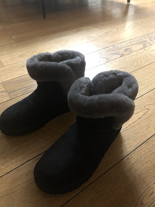 UGG uri marimea 38 negre