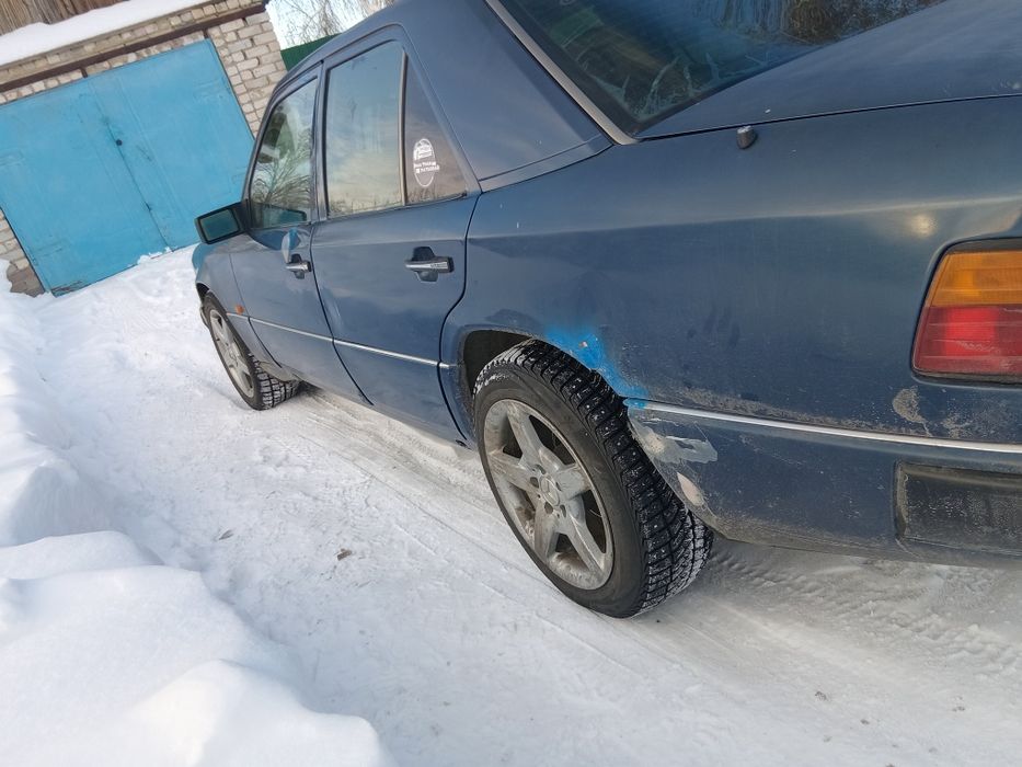 Продам Мерседес 124