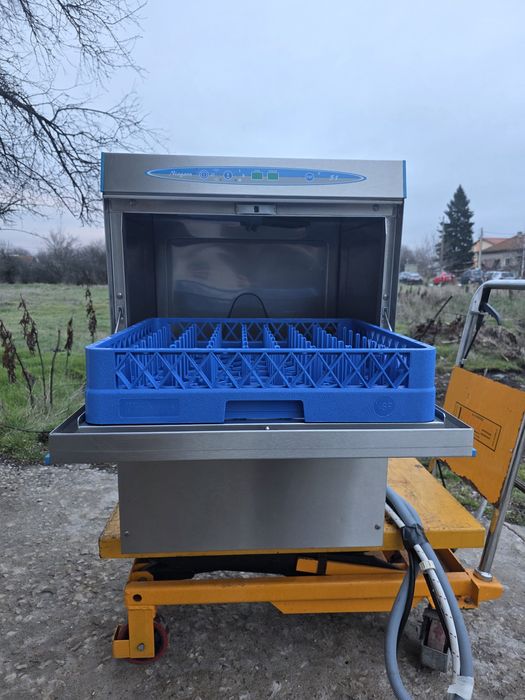 Нова! Съдомиялна машина с дренажна помпа