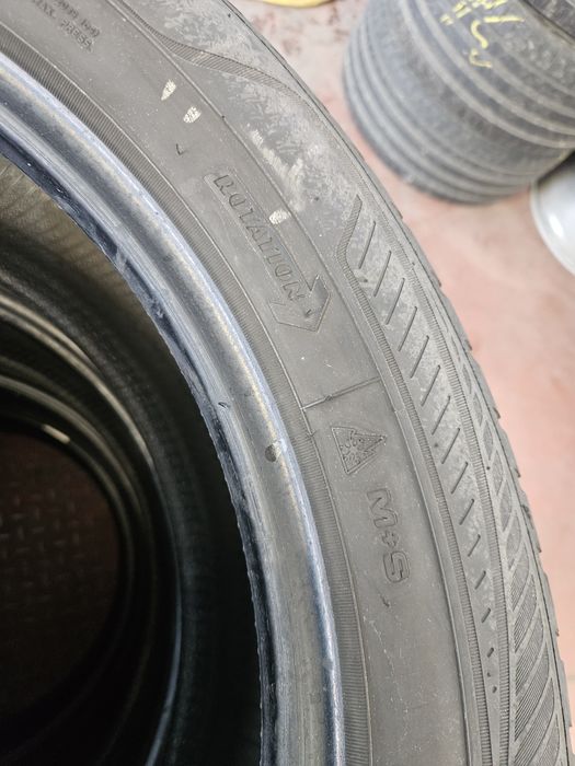 Гуми 235/55/19 Всесезонни