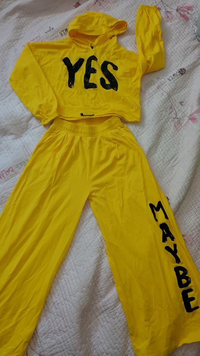 Продам костюм на девочку 8-9-10 лет!!!