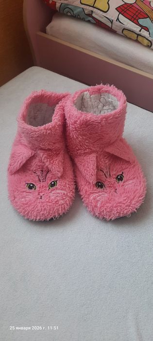 Отдам юбки и рубашку