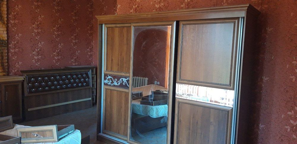 Eski mebel kamplekt .2 iwlatilib yigib olip quyilgan mebel