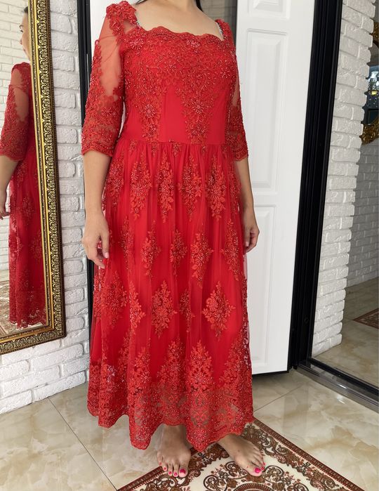 Женское платье