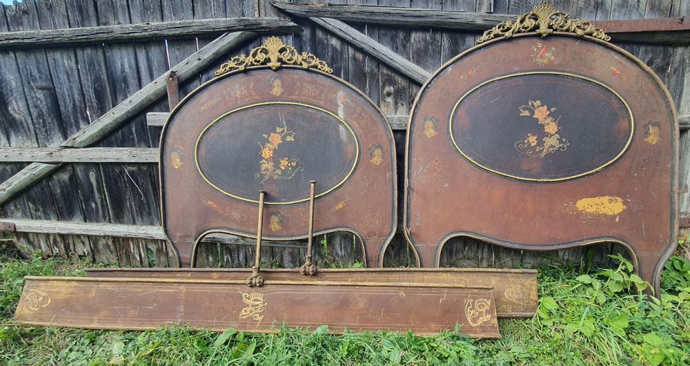 Pat antic stil secesionist Fier forjat.Lemn masiv