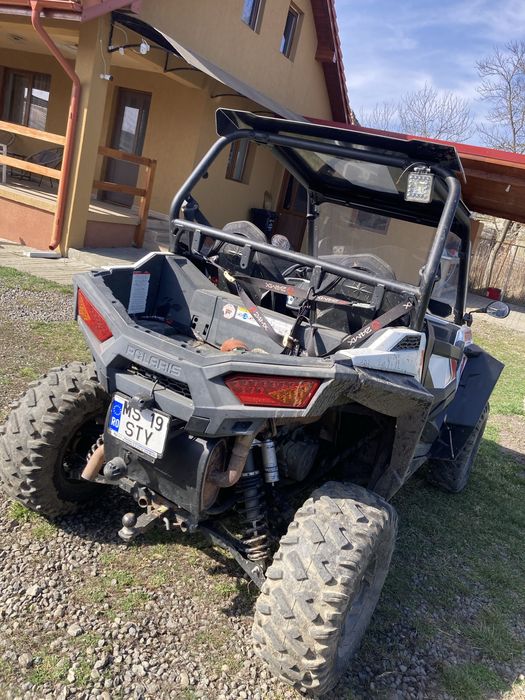 Polaris rzr 1000S