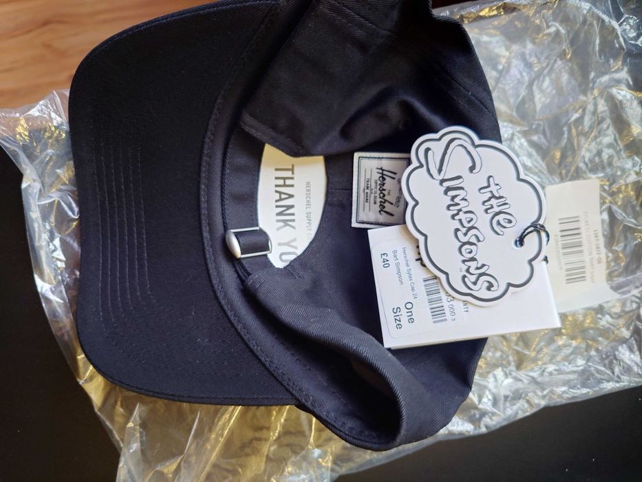 Бейсболка чёрная фирмы Hersсhel Supplies - Bart / The Simpsons