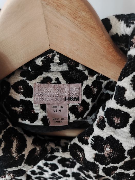 Палто на леопардов принт, р-р 34. H&M