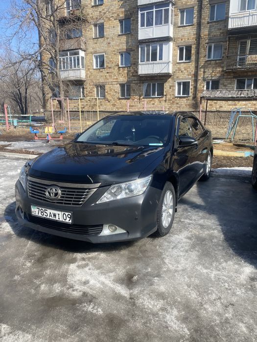Тайота Камри 50.