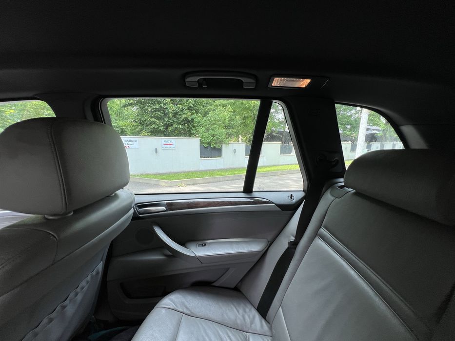Vand x5  din 2008  doar vand
