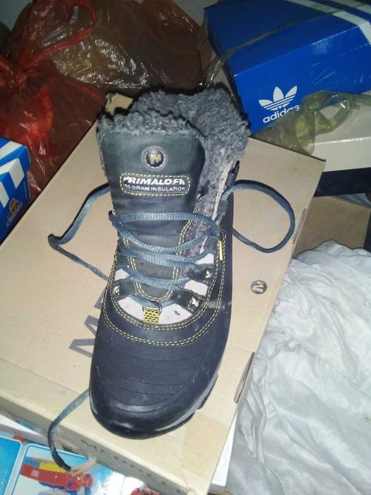 Продам женскую обувь