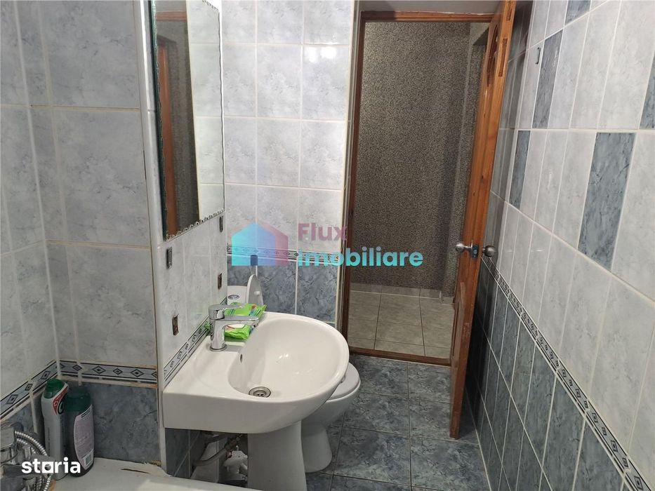 Apartament cu 3 camere semimobilat etaj 3 George Enescu — fotografia 3